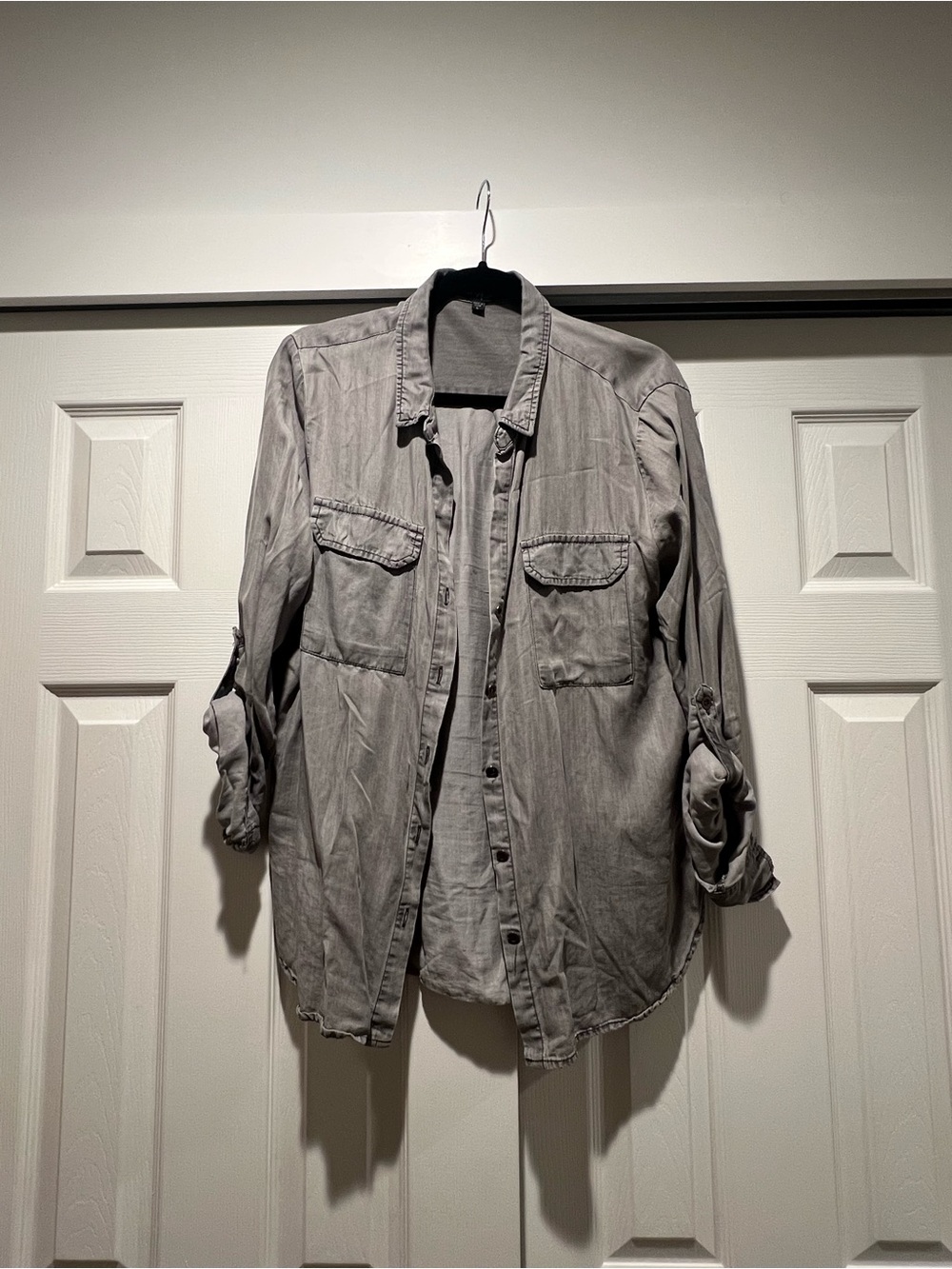 Velvet Heart Gray Button-Up Shirt